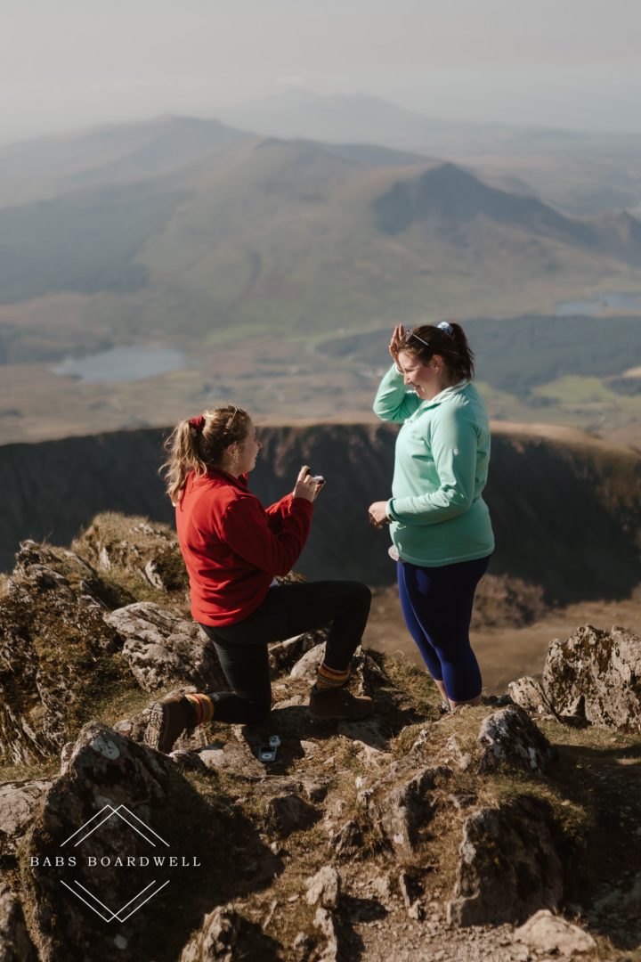 surprise proposal on top of Snowdon