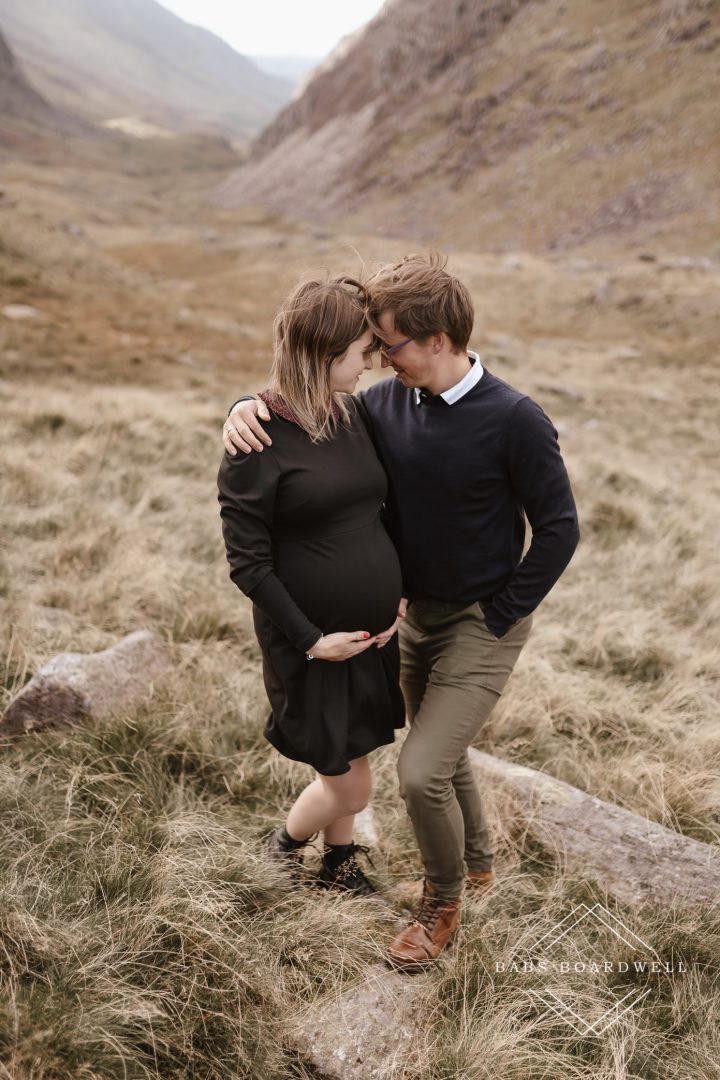 beautiful maternity photography in Snowdonia
