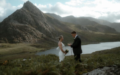 A Just-Us-Two Mountain Elopement in Eryri (Snowdonia)