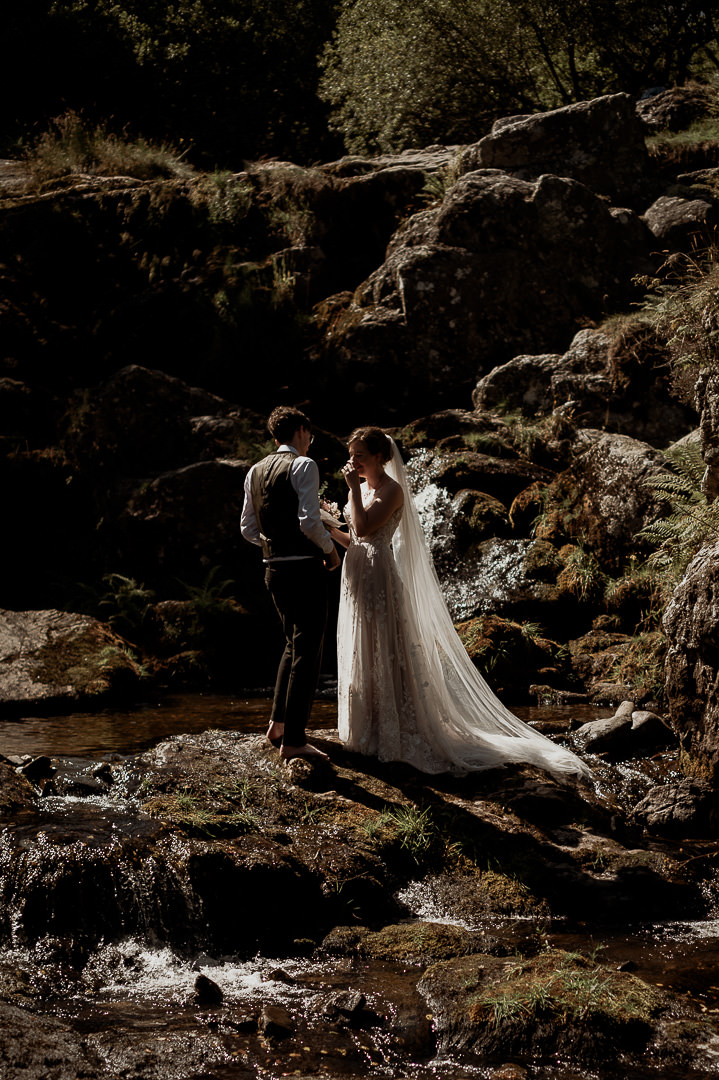 Romantic elopement wedding ceremony at Pistyll Rhaeadr | North Wales Wedding Photographer