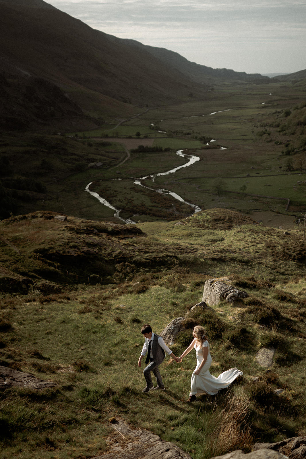 The best time to elope to Eryri (Snowdonia) | Wales Elopement Photography