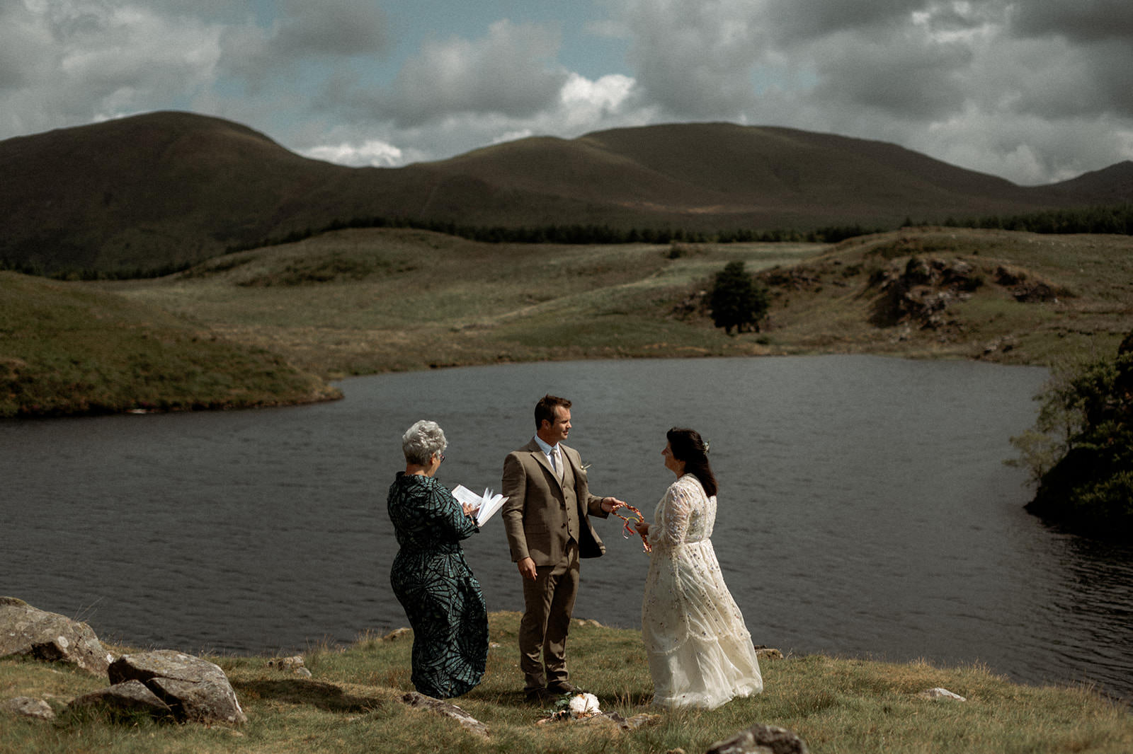The best places to elope in Wales - 2024 Guide | Gwynedd Elopement Photography